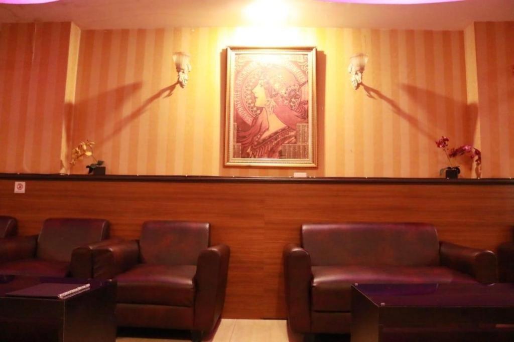 Hotel California Jakarta